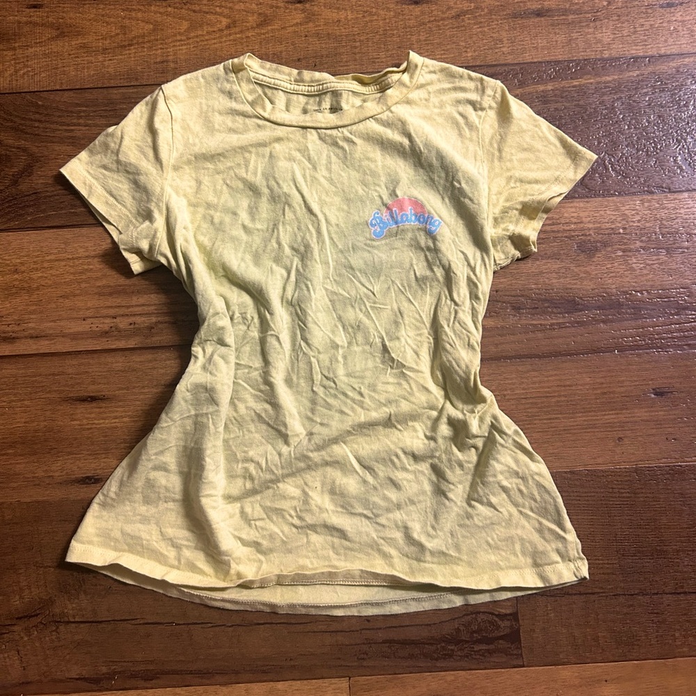 Yellow billabong t-shirt